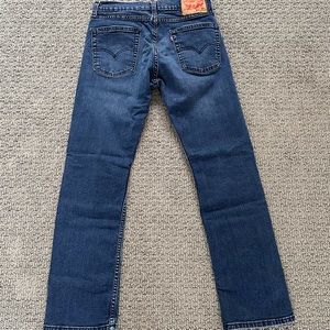 29” Levi’s Jeans—Straight leg